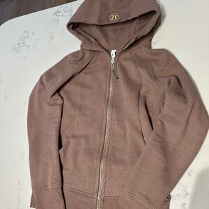 Lululemon Full zip scuba